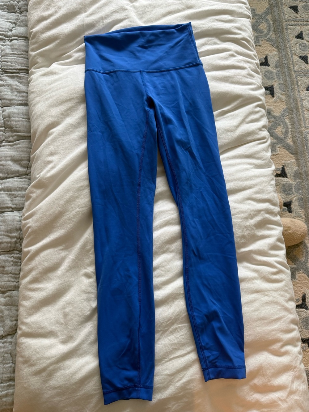 Cerulean Blue Lululemon Wunder Under Leggings (size 4)